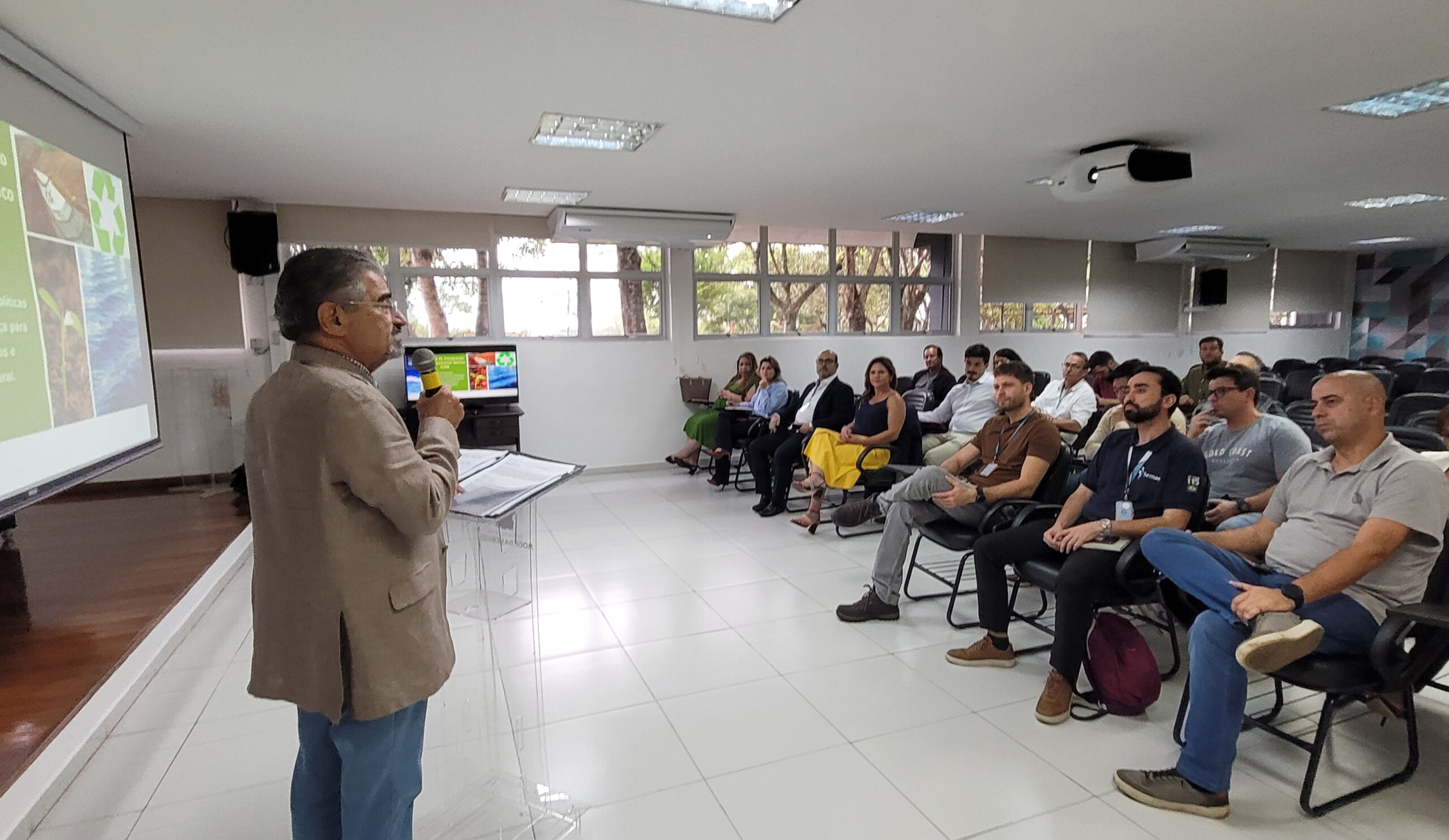 Workshop na Prefeitura de Mogi das Cruzes debate ações integradas para o saneamento